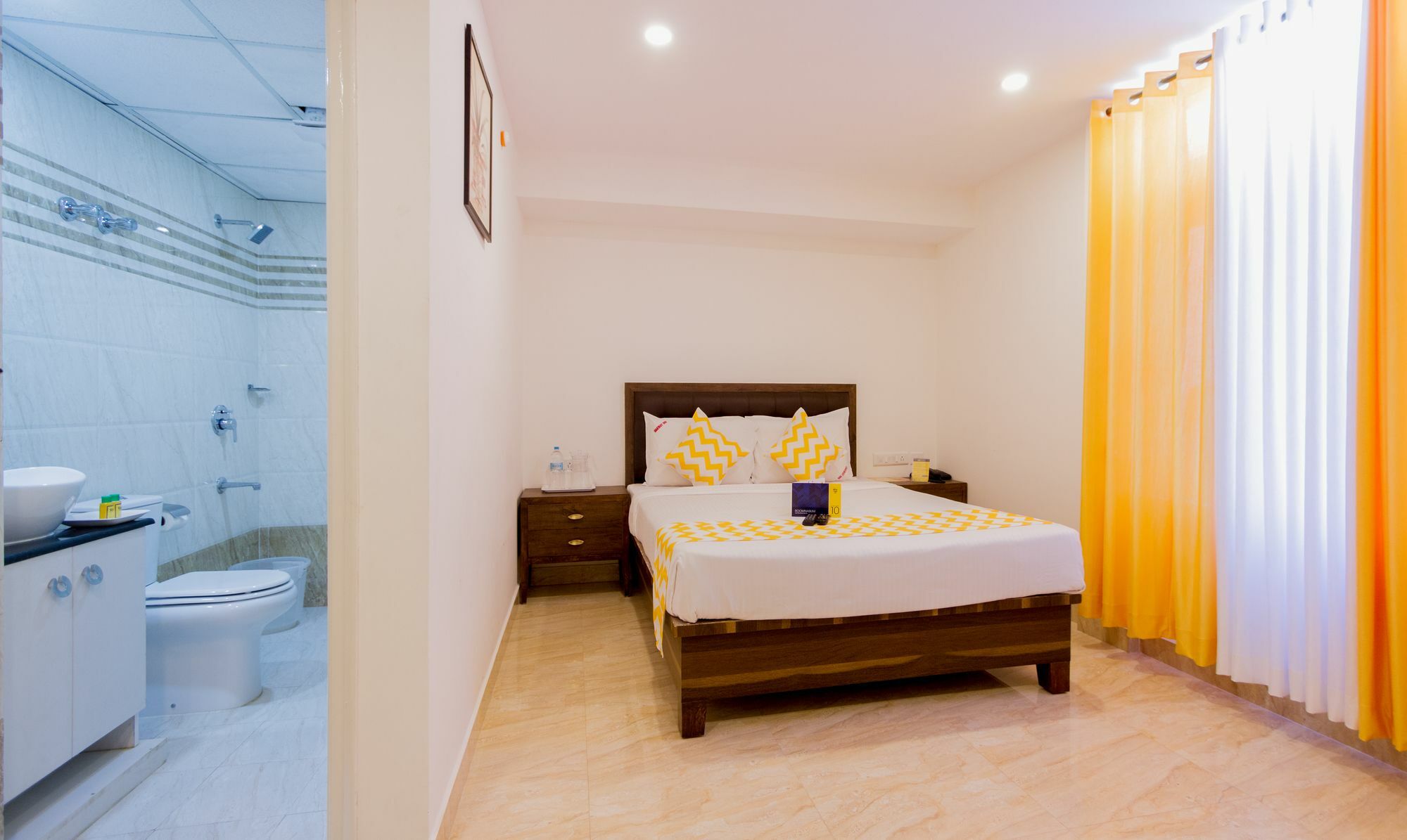 Fabhotel Oakwey Inn - Indiranagar Bangalore Exterior foto