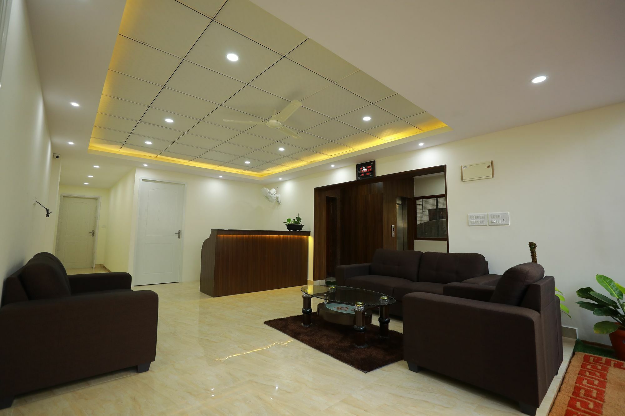 Fabhotel Oakwey Inn - Indiranagar Bangalore Exterior foto